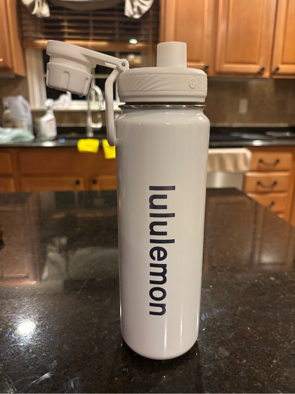 Lululemon water bottle